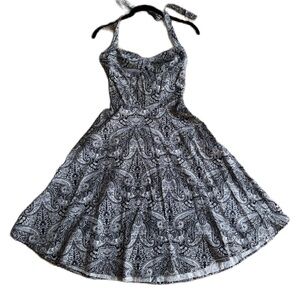 I.N. San Francisco Halter Sundress Black and White Paisley Size 5 Sleeveless EUC